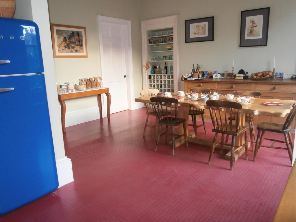 Winter Cherry Bed & Breakfast Edinburg Exteriör bild