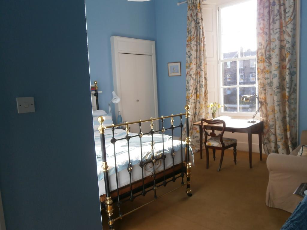 Winter Cherry Bed & Breakfast Edinburg Rum bild